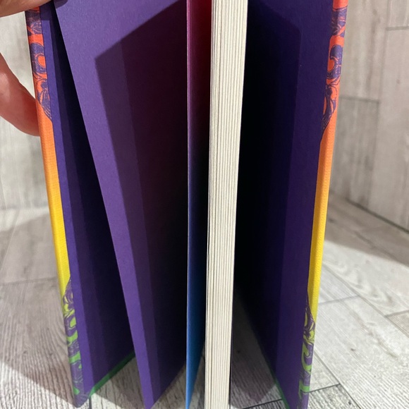 Auras Book - Picture 3 of 5